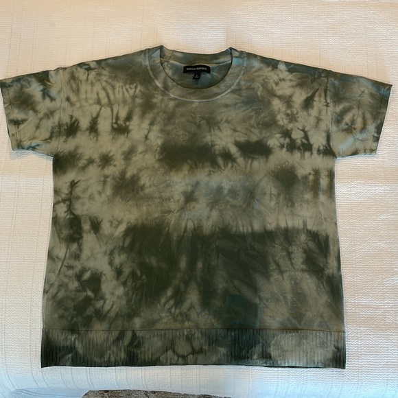 Banana Republic Tie Dye Sweater Tee - Picture 5 of 9